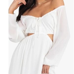 Kittenish White Puff Sleeve Backless Dress